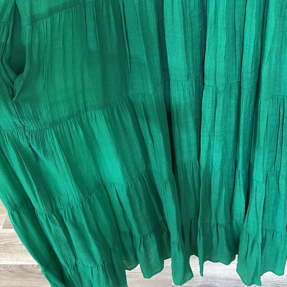 Entro Kelly Green Tiered Midi Dress Women's Size Small S High Neck Halter NWT - Picture 5 of 15